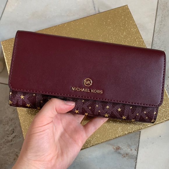 Brand New Michael Kors Convertible Crossbody Wallet Jet Set Charm Merlot Multi - Picture 4 of 9